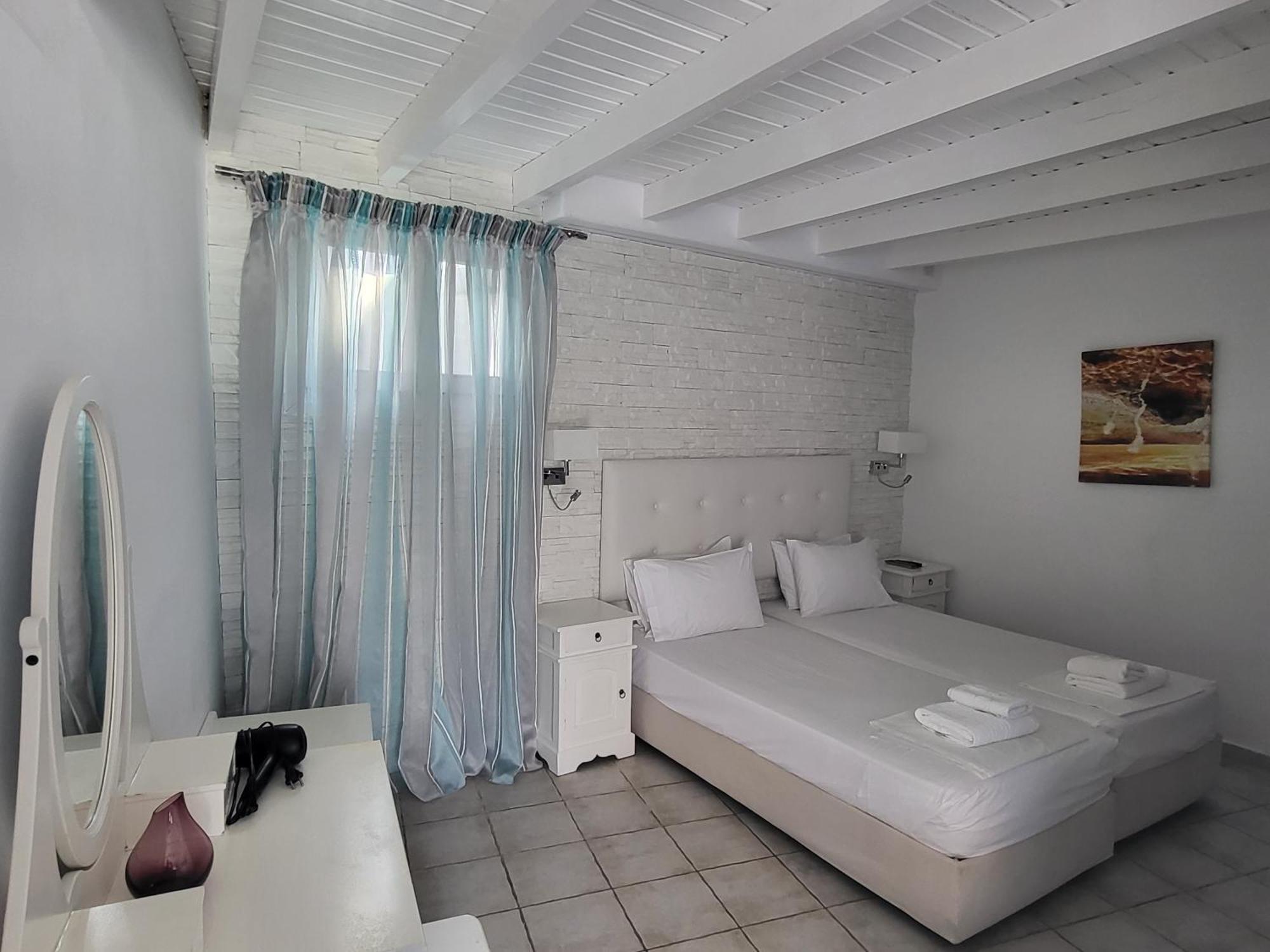 Casa Bianca Hotel Ornos  Ngoại thất bức ảnh
